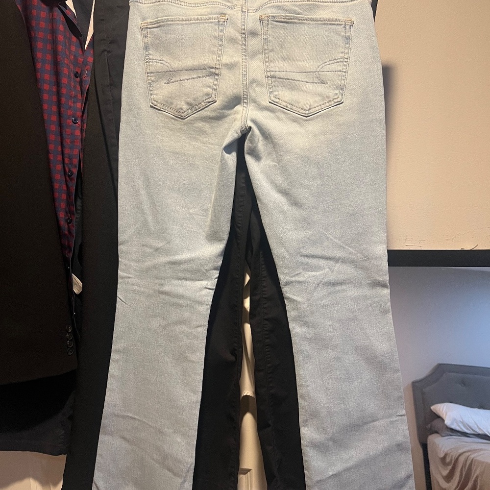 American eagle flare jeans - Picture 3 of 5